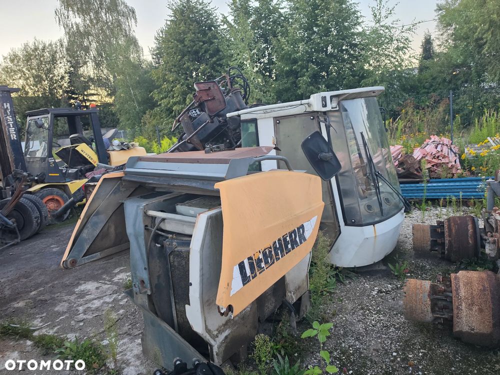 Łyżka ramienia kabina Liebherr - 1