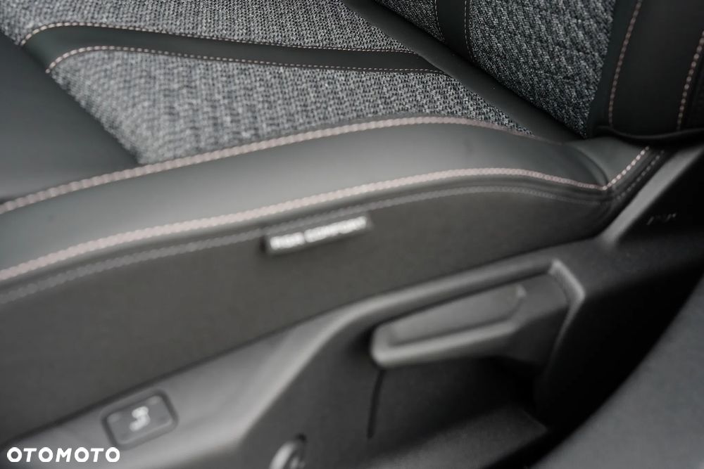 Peugeot 408 1.2 PureTech mHEV Business S&S e-DCS6 - 5