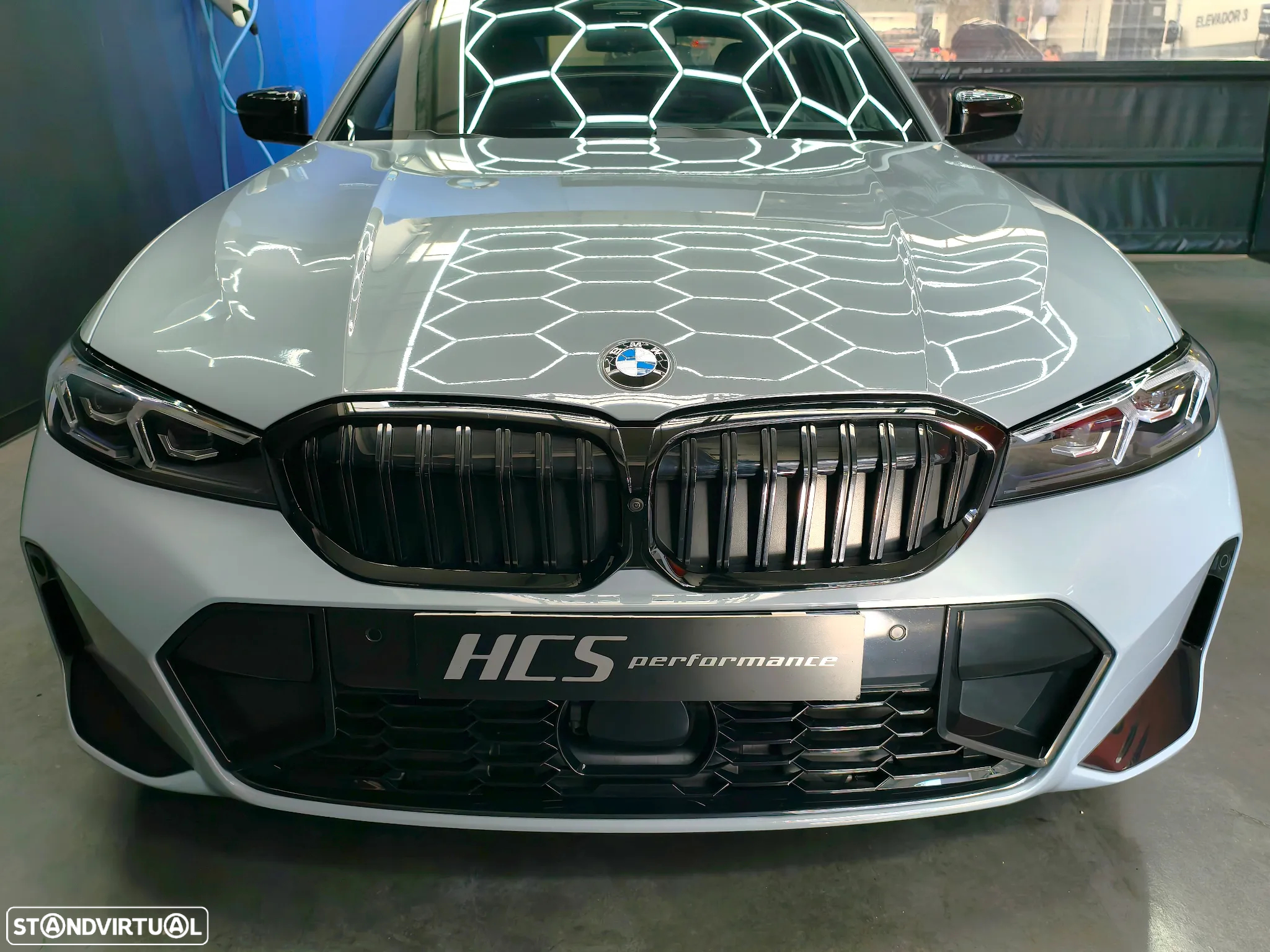 BMW 320 d Pack Desportivo M Pro Auto - 32