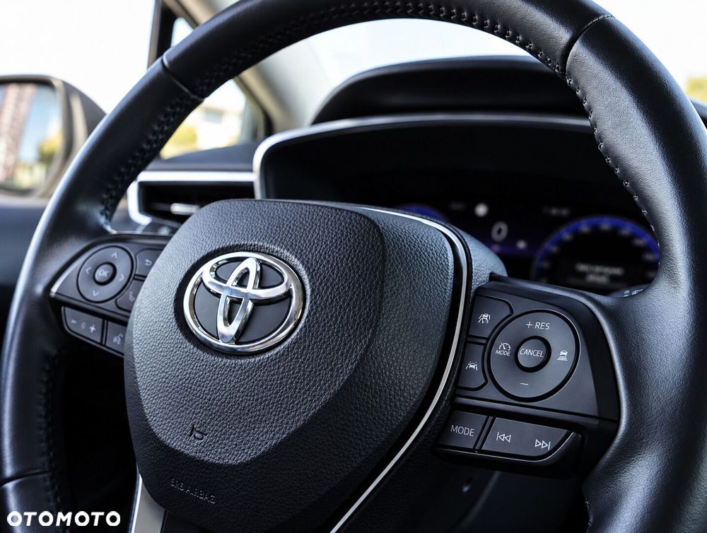 Toyota Corolla 1.8 Hybrid Comfort - 22