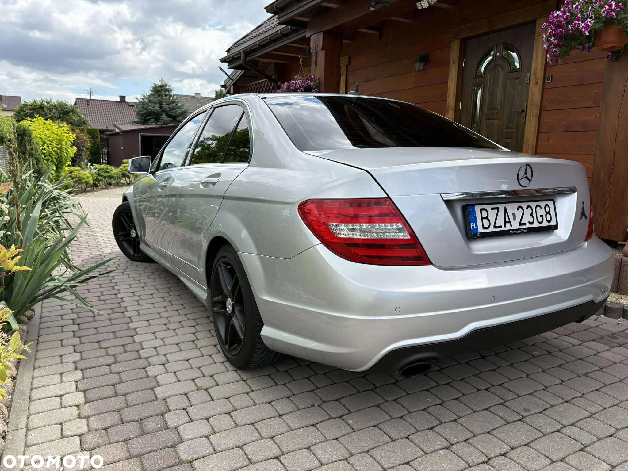 Mercedes-Benz Klasa C 200 T (BlueEFFICIENCY) 7G-TRONIC Avantgarde - 5