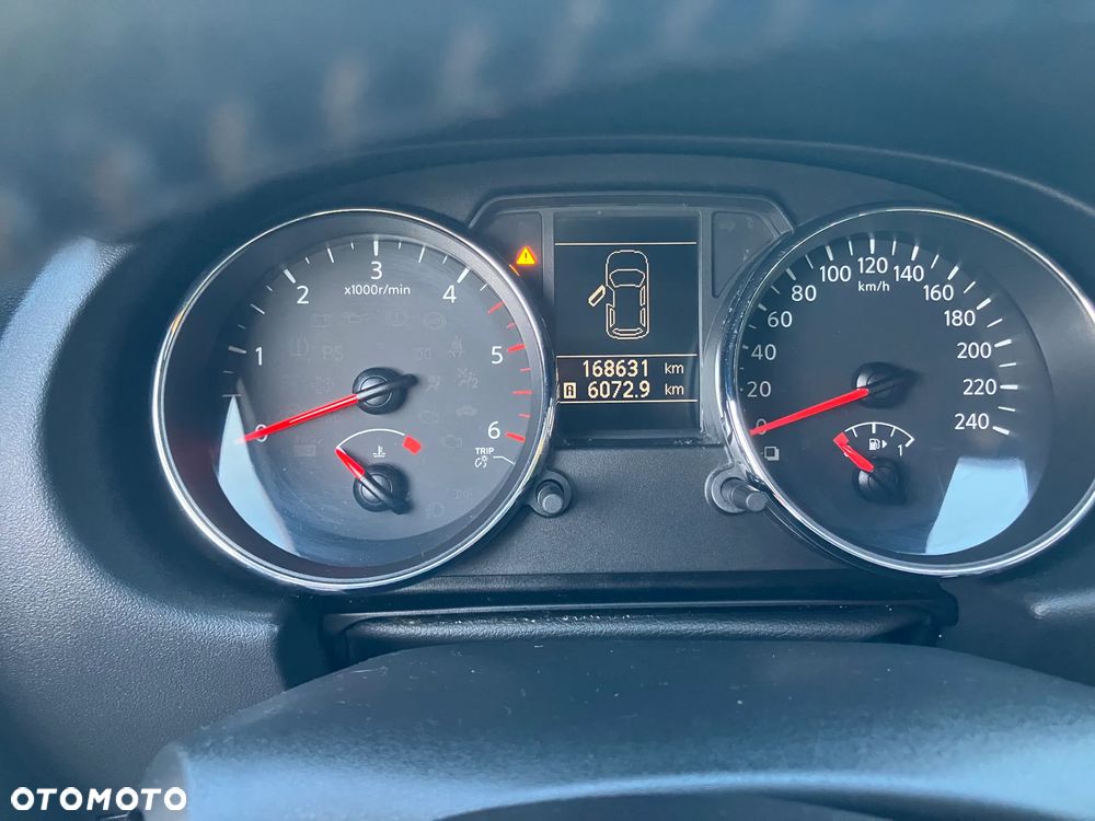 Nissan Qashqai 2.0 dCi 4x4 Acenta EU5 - 12