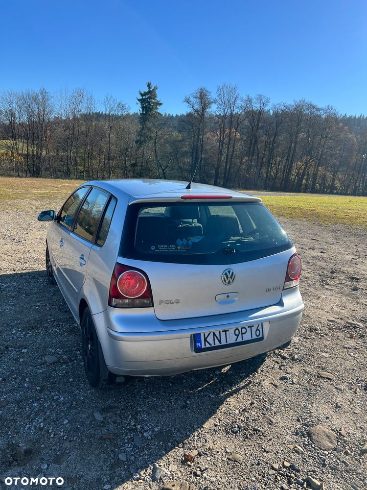 Volkswagen Polo - 2