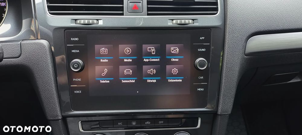 Volkswagen Golf 1.5 TSI BMT Evo Comfortline - 16