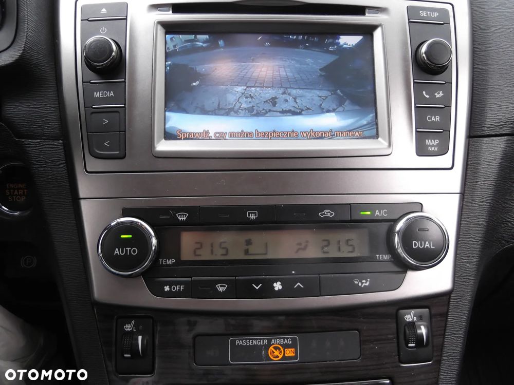 Toyota Avensis - 15