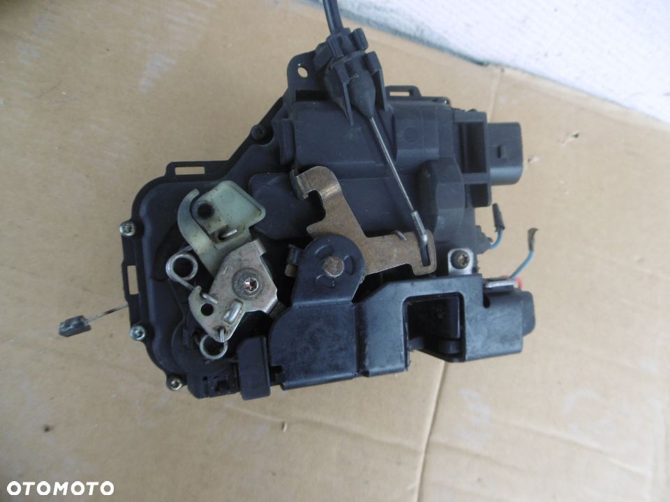 Zamek drzwi skoda octavia I europa - 4