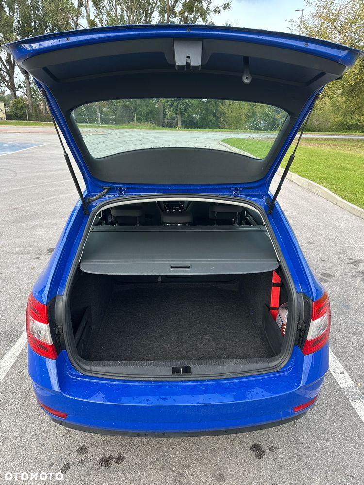 Skoda Octavia 2.0 TDI 4x4 DSG Ambition - 11