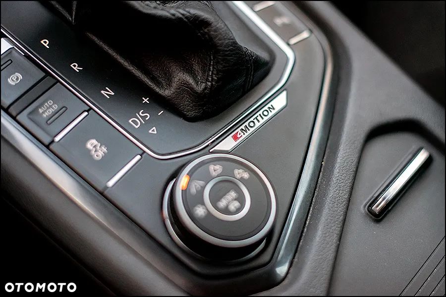 Volkswagen Tiguan 2.0 TDI 4Mot Sport&Style DSG - 29