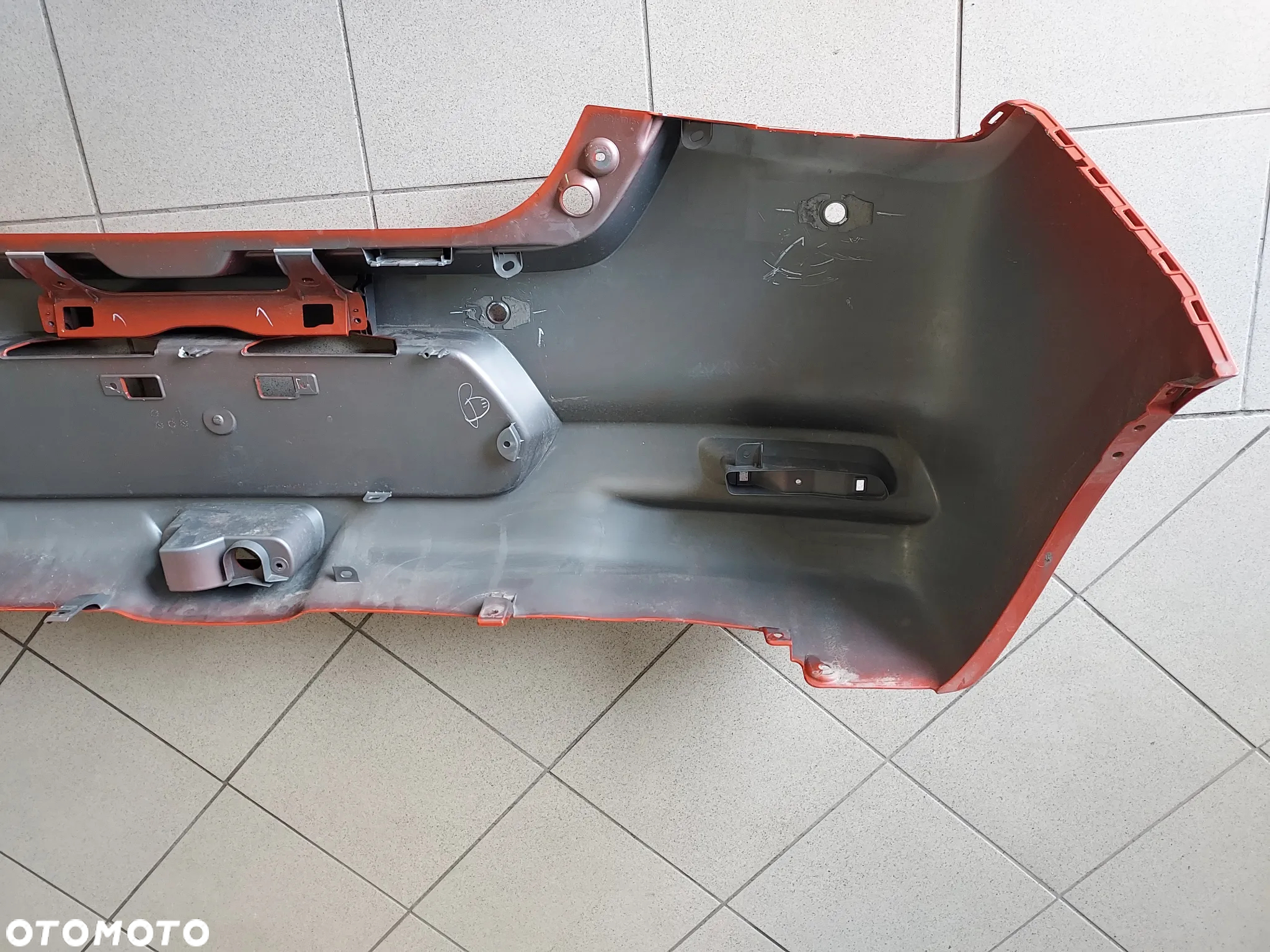 Zderzak tylny Swift VII 2024- 71811-70T00-799 - 10