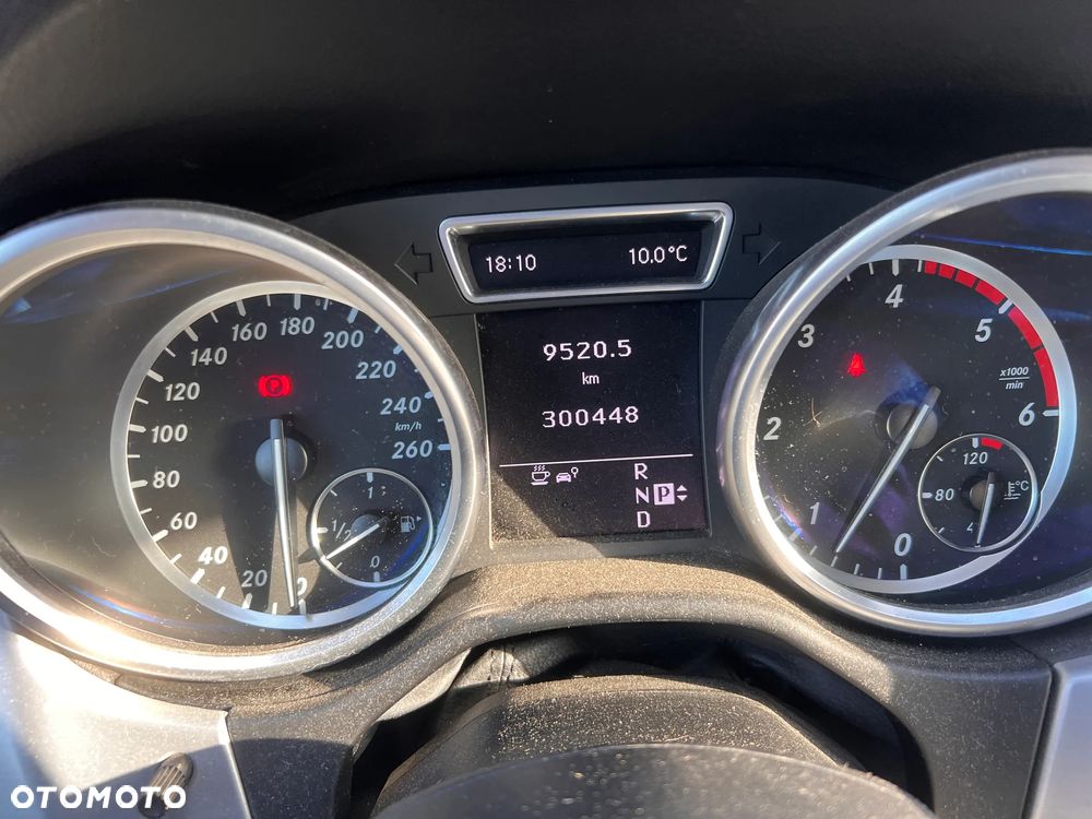Mercedes-Benz ML 350 BlueTEC 4MATIC 7G-TRONIC - 19