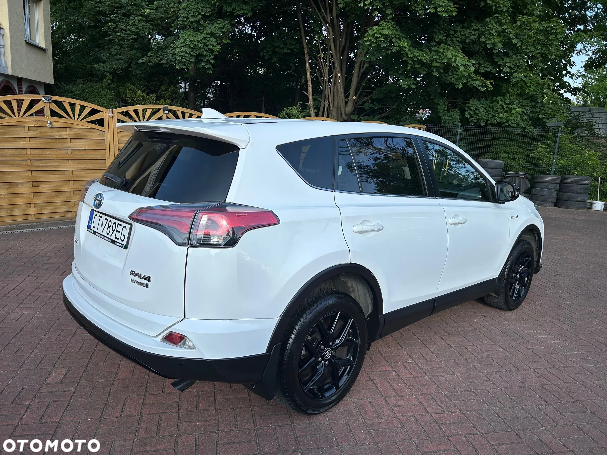 Toyota RAV4 Hybrid Premium 4x2 - 4
