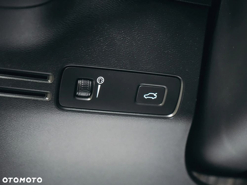 Volvo XC 40 D3 Momentum - 18