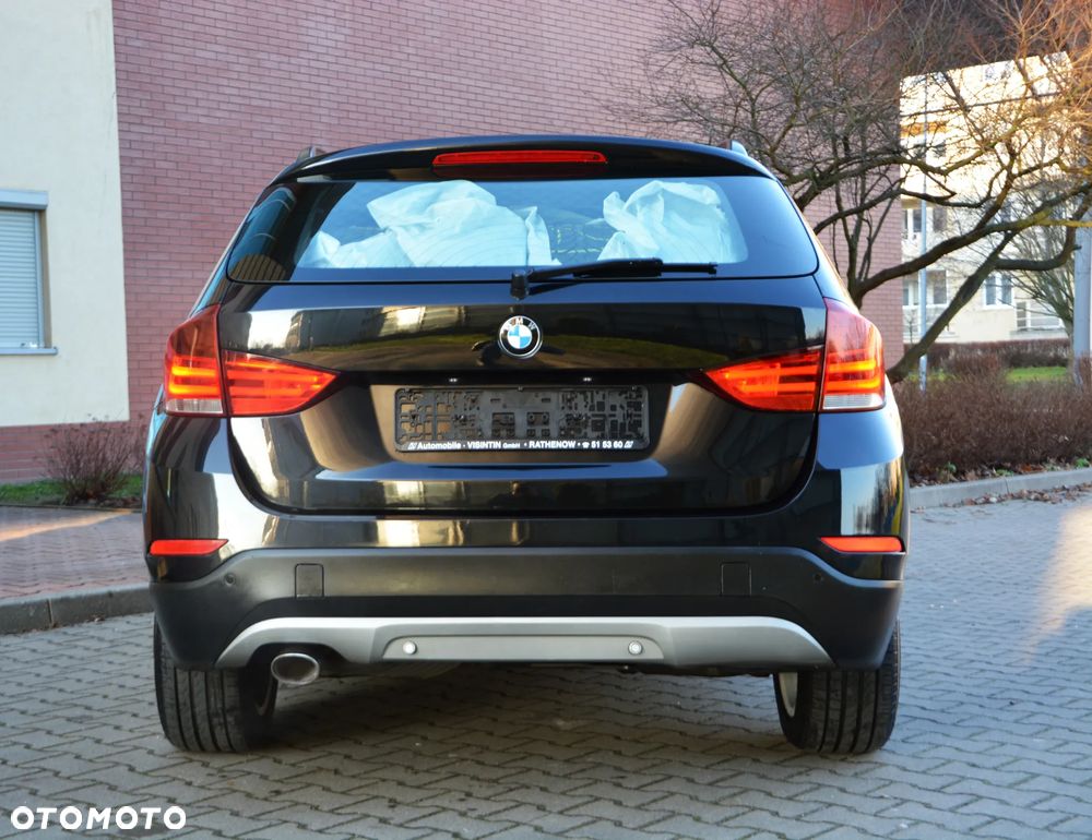 BMW X1 sDrive18d - 11