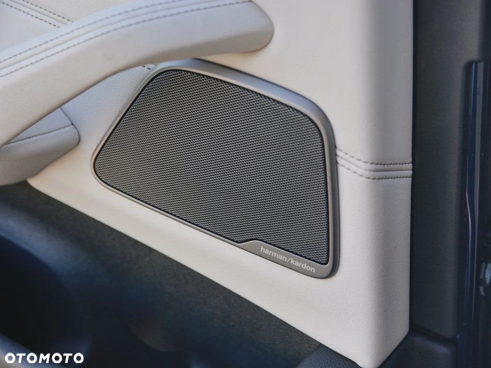 BMW Seria 5 540d xDrive mHEV M Sport sport - 12