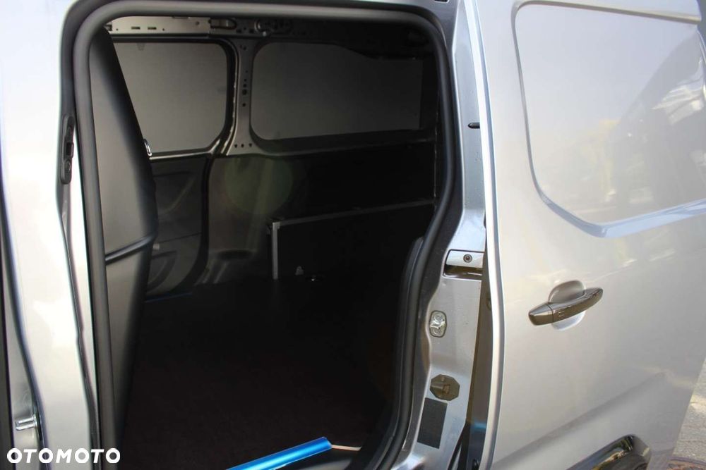 Opel Combo - 32