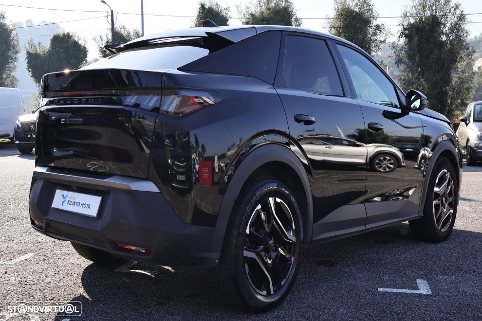 Peugeot E-3008 73 kWh Allure - 3