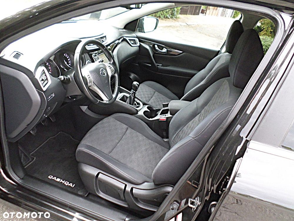 Nissan Qashqai 1.6 DIG-T Tekna - 17