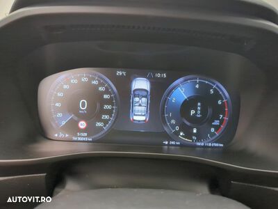 Volvo XC 40 - 5