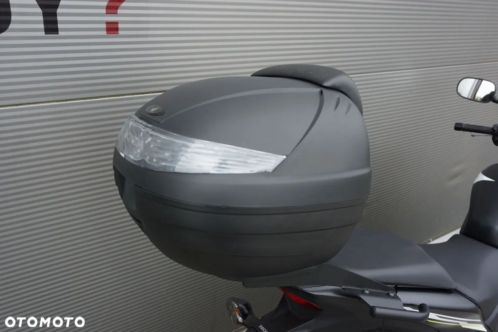 Honda CB - 4