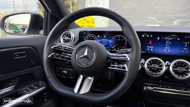 Mercedes-Benz GLA 180 d AMG Line - 20