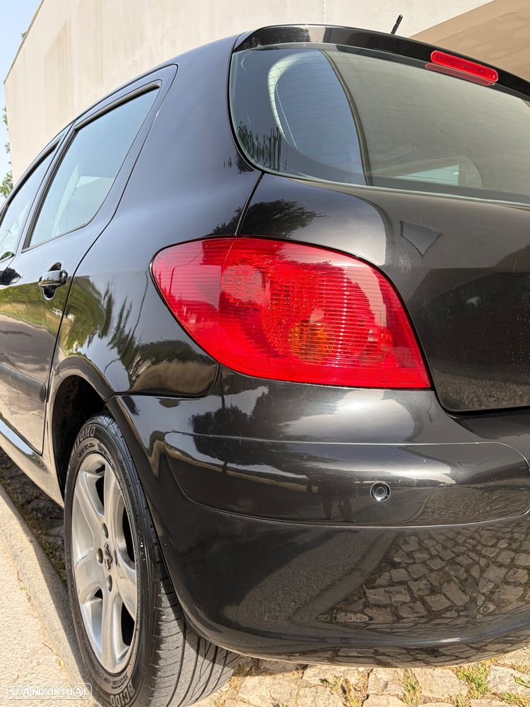Peugeot 307 1.6 HDi Navtech - 36
