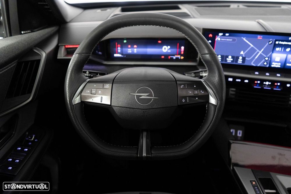 Opel Grandland 1.2 Hybrid GS eDCT - 32