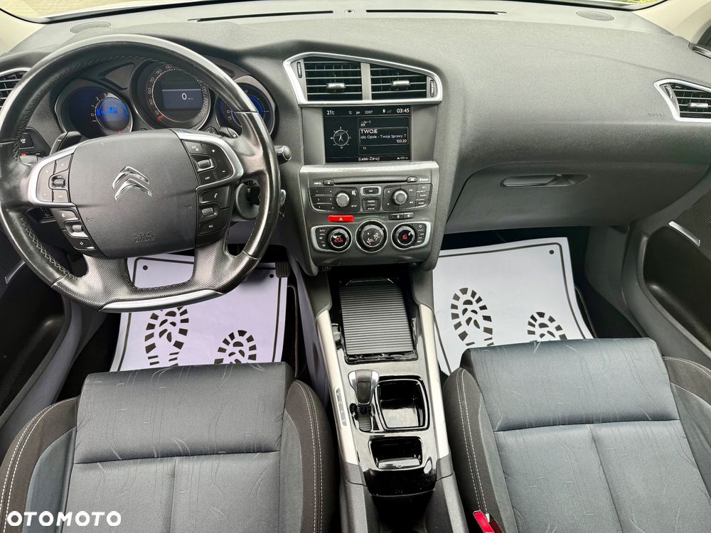 Citroën C4 e-HDi 110 EGS6 Stop/Start System Exclusive - 22