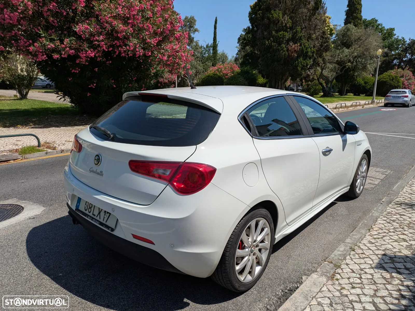 Alfa Romeo Giulietta 1.6 JTDm Distinctive - 4