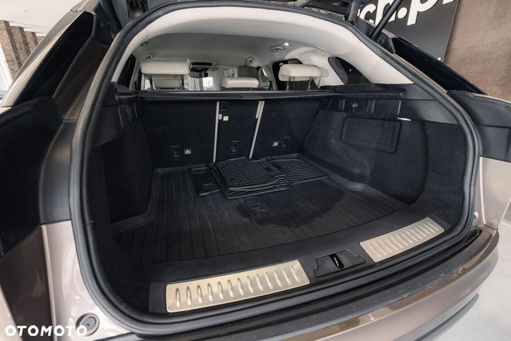 Land Rover Range Rover Velar - 37