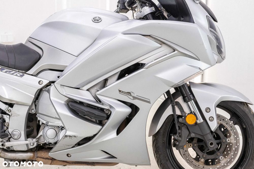 Yamaha FJR - 12