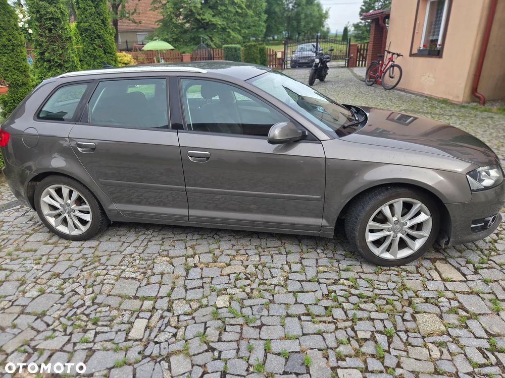 Audi A3 Sportback - 3