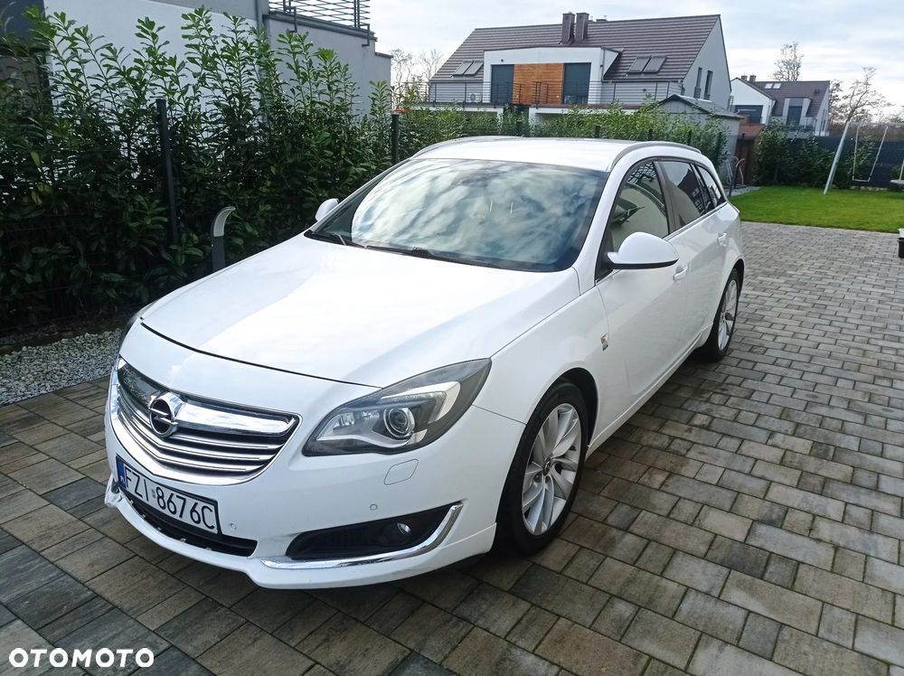 Opel Insignia - 1