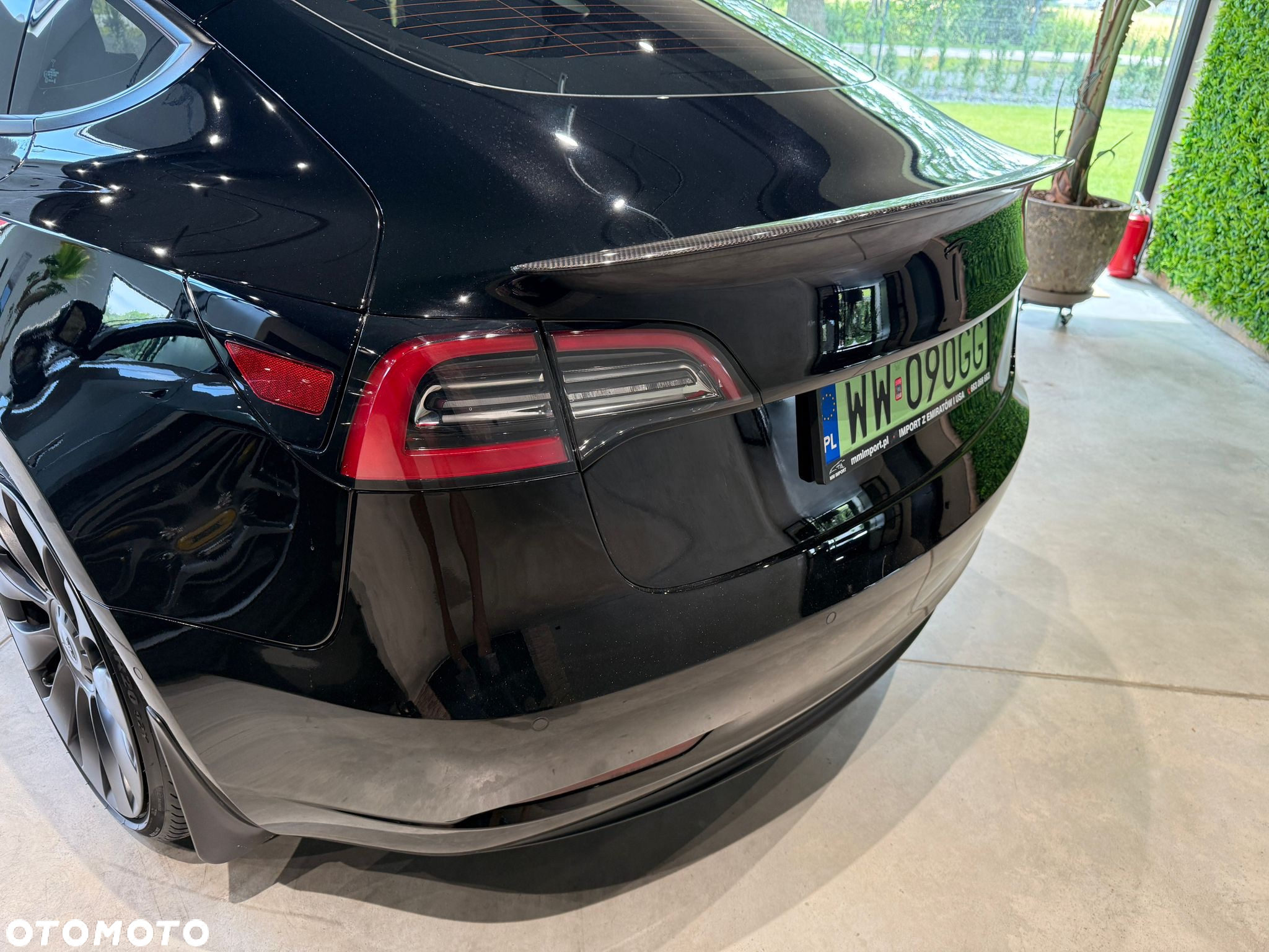 Tesla Model 3 Performance AWD - 12