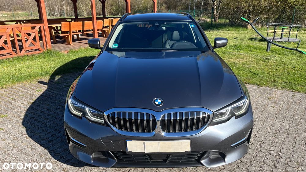 BMW Seria 3 320d Luxury Line Purity sport - 10