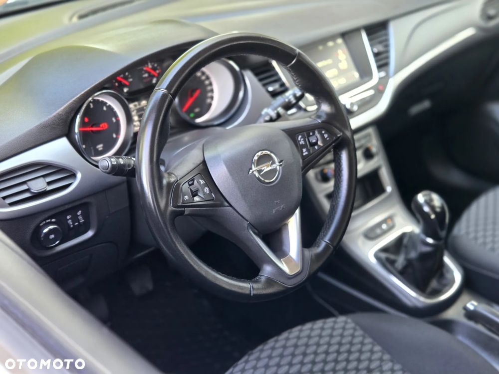 Opel Astra 1.6 CDTI Enjoy S&S - 29