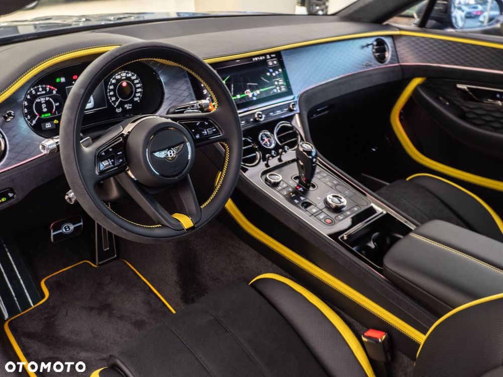 Bentley Continental GT - 15
