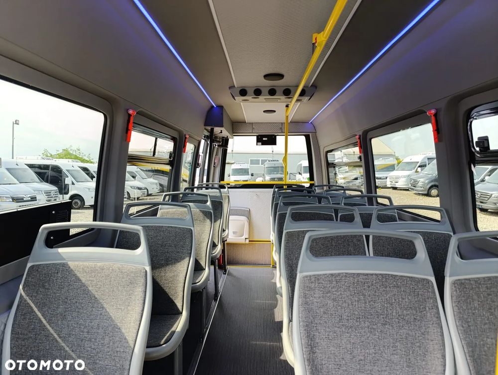 Mercedes-Benz eSprinter - 20