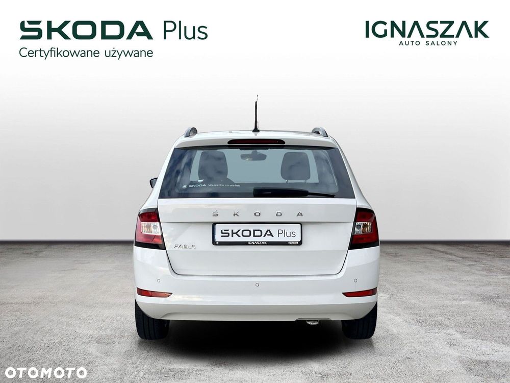Skoda Fabia 2022 photo 4