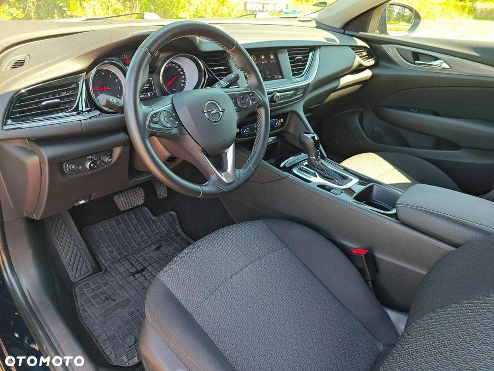 Opel Insignia - 9