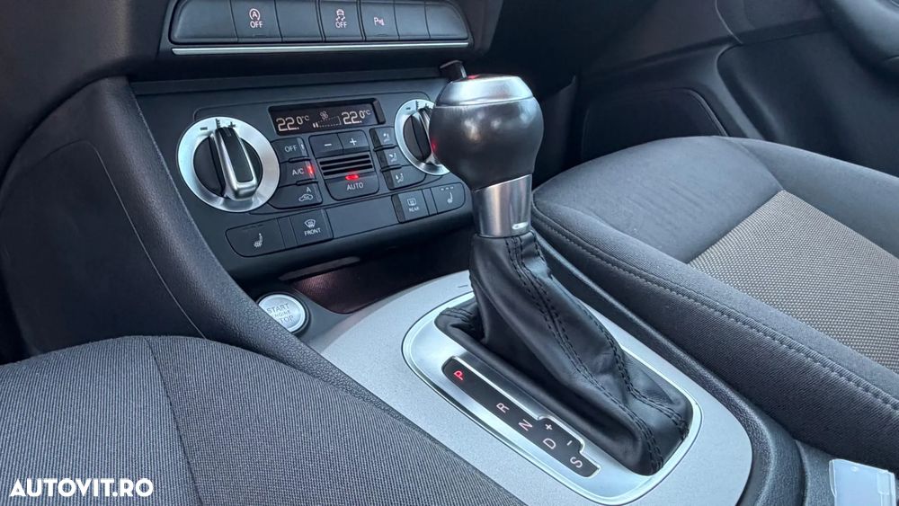 Audi Q3 1.4 TFSI Stronic Design - 8
