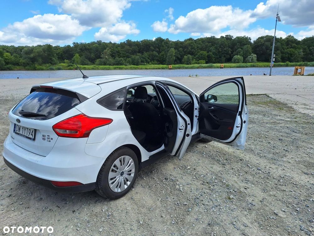 Ford Focus 1.5 TDCi Trend - 11