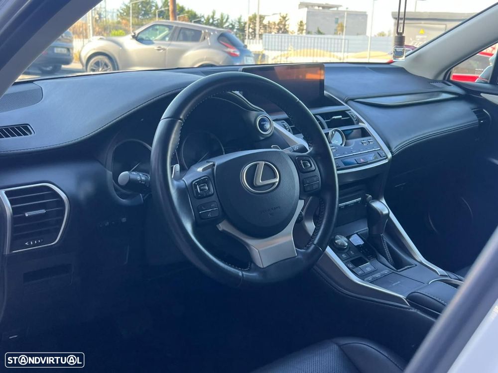 Lexus NX 300h Executive+ - 6