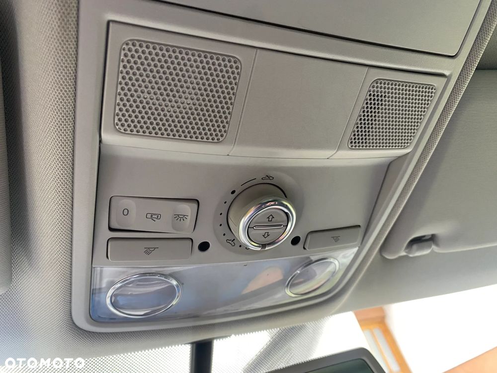 Volkswagen Tiguan 2.0 TDI DPF 4Motion BlueMotion Technology DSG Cup Sport & Style - 23