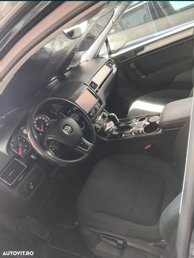 Volkswagen Touareg - 6