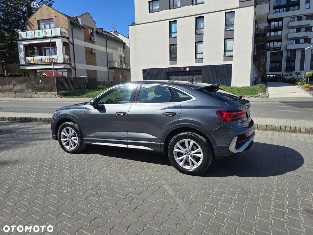 Audi Q3 Sportback - 18