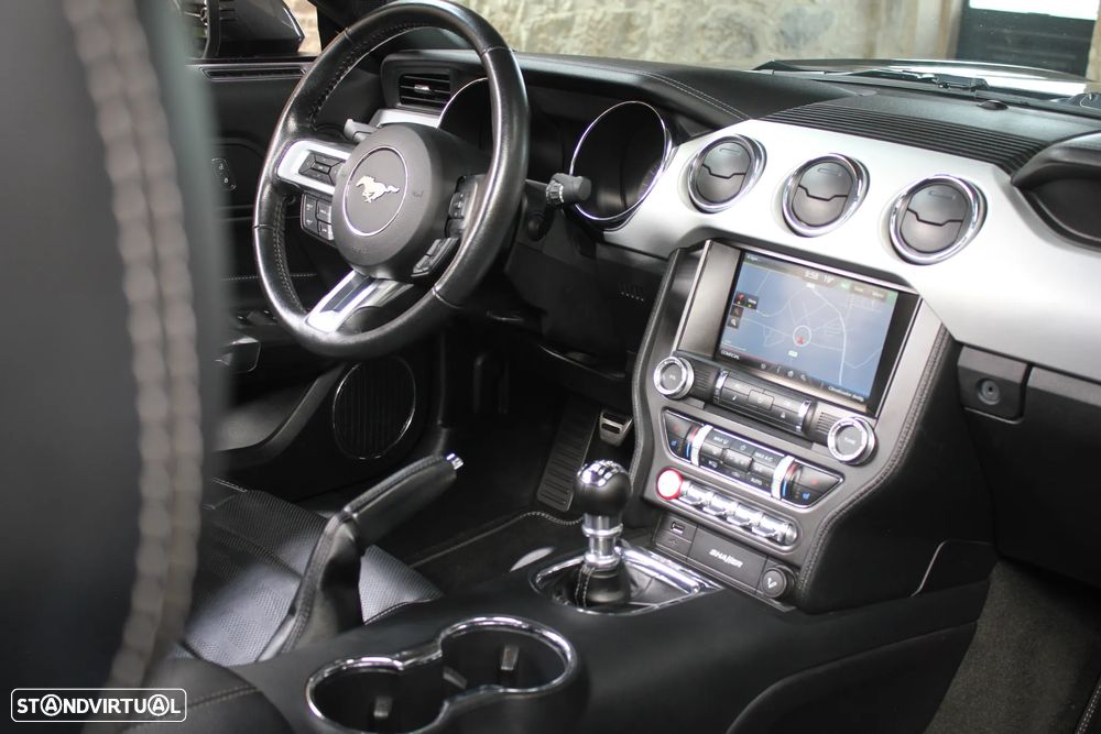 Ford Mustang Cabrio 2.3 Eco Boost - 13