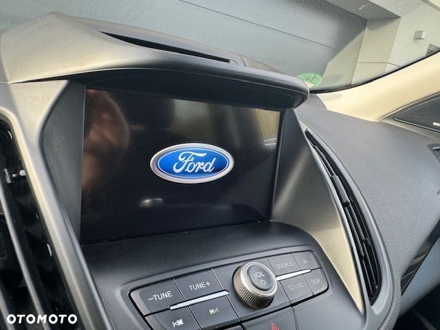 Ford Kuga 2.0 TDCi 4x4 Titanium - 22