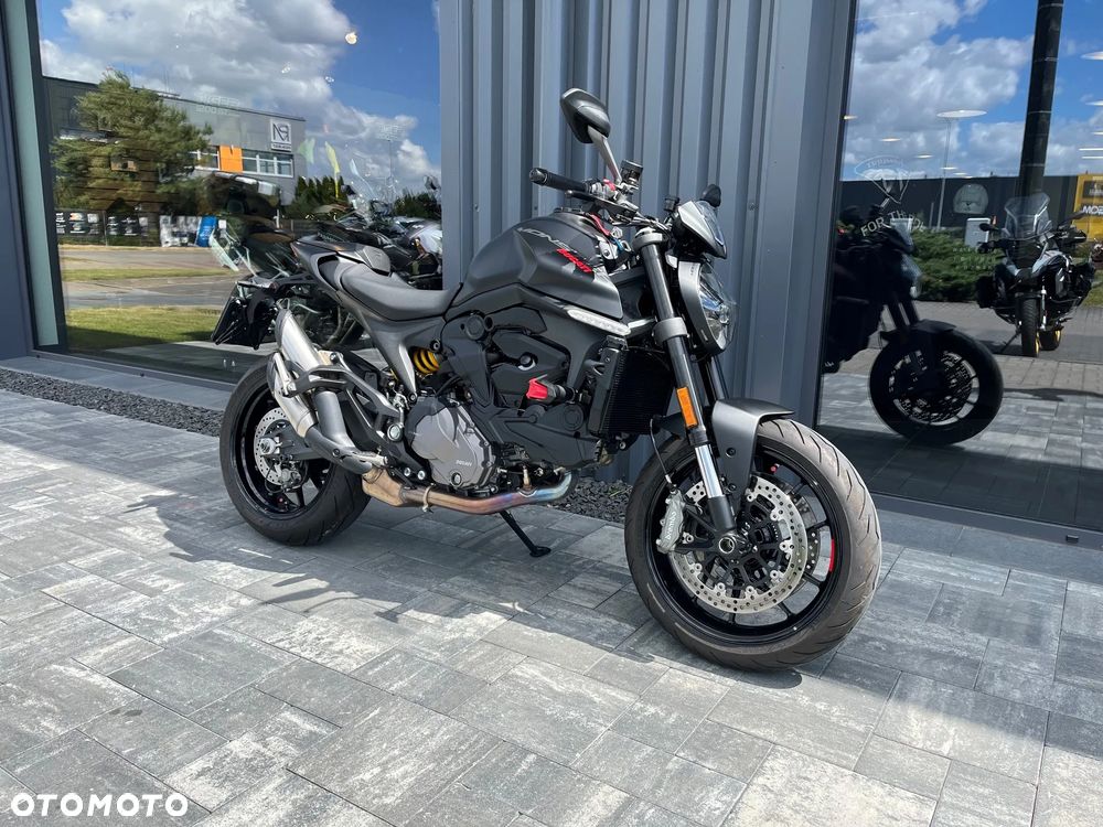 Ducati Monster - 1