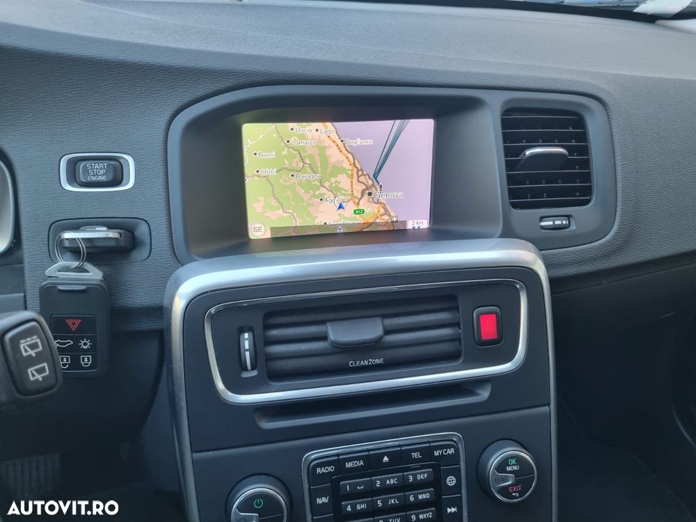 Volvo V60 Cross Country D4 AWD Geartronic - 15