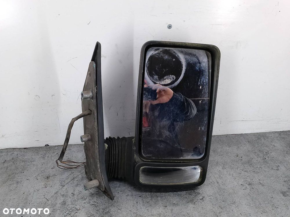 LUSTERKO PRAWE IVECO DAILY III - 8